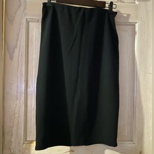 IKiler Stretch Pencil Skirt in Black. Women’s Small